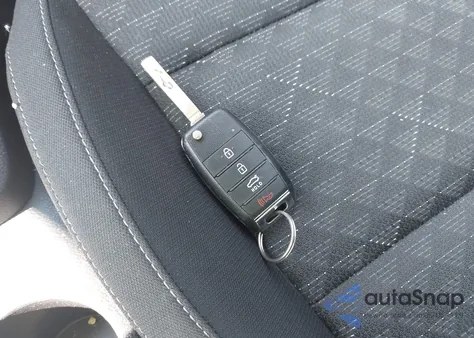 2020 Kia Rio S z USA, uszkodzony, nr VIN 3KPA24AD5LE349612